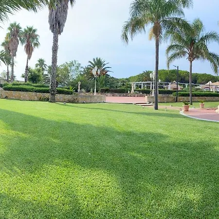 Vakantieboerderij Al Parco Lecce *
