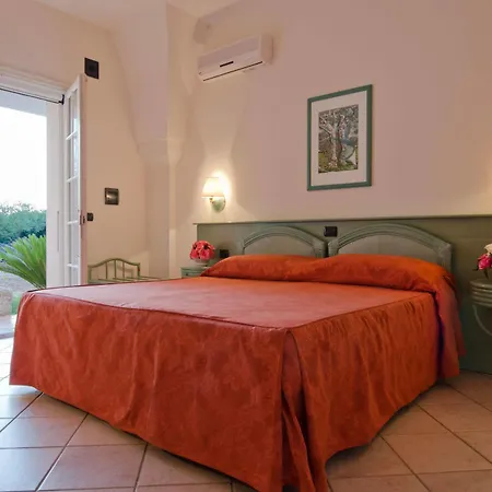 Al Parco Lecce Farm stay *